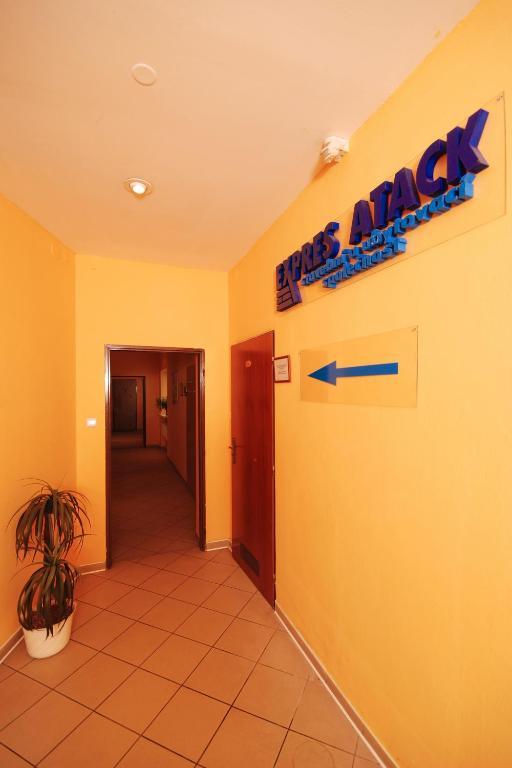 Expres Atack Penzion Brno Bagian luar foto